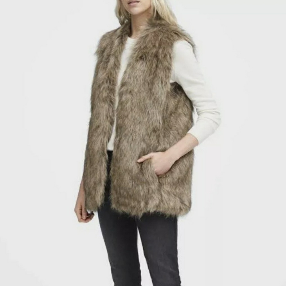 Banana republic faux fur vest SZ Med